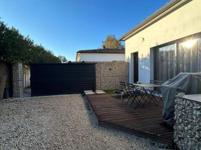 Maison Meublée - À Louer au Thor — photo du bien