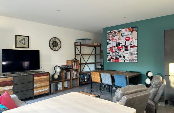 Maison Meublée - À Louer au Thor — photo 3