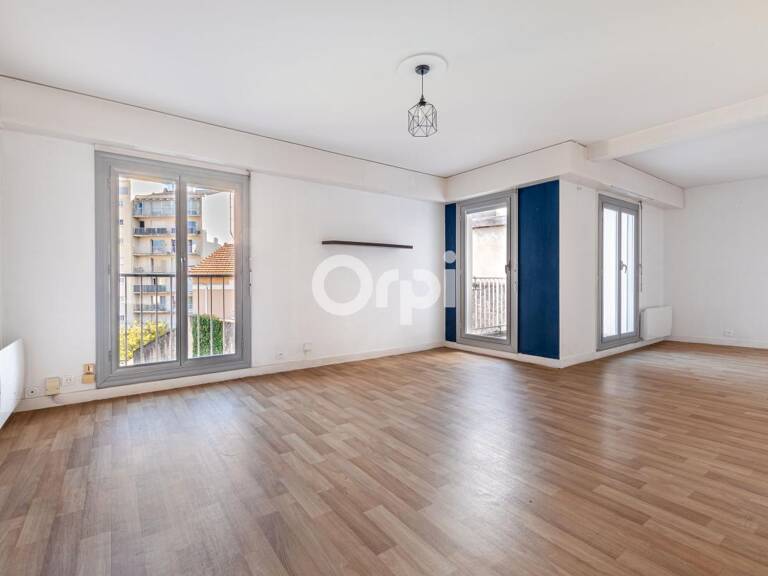 Appartement À Vendre — photo 1