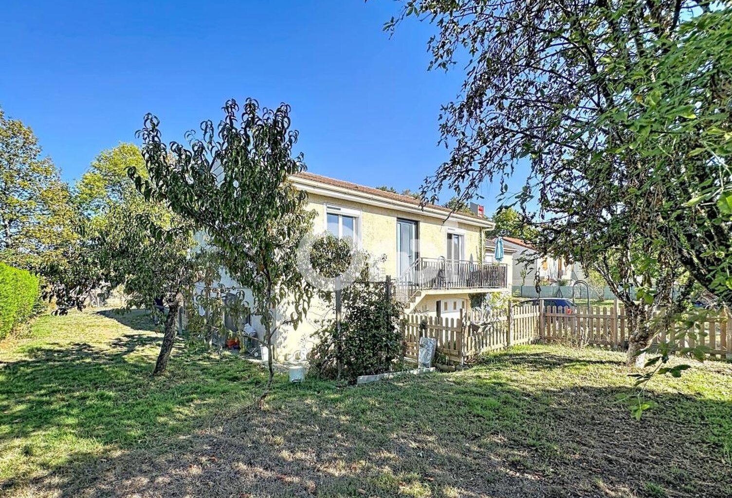 Maison À Vendre — photo 1