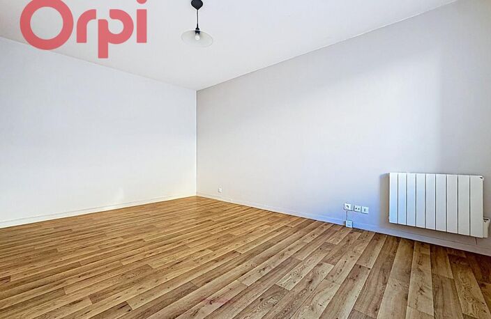 Studio avec place de parking privative sécurisée, CLERMONT FERRAND — photo 3