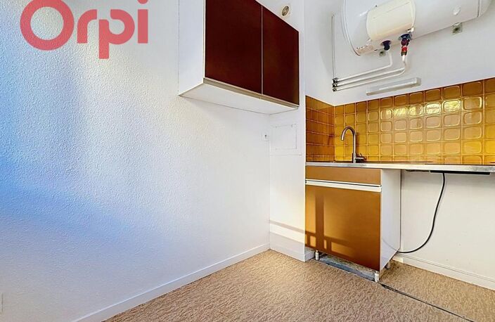Studio avec place de parking privative sécurisée, CLERMONT FERRAND — photo 5
