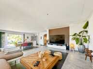 MAISON FAMILIALE DE 231 M² AVEC PISCINE, DOUBLE GARAGE ET STUDIO INDÉPENDANT — photo 4