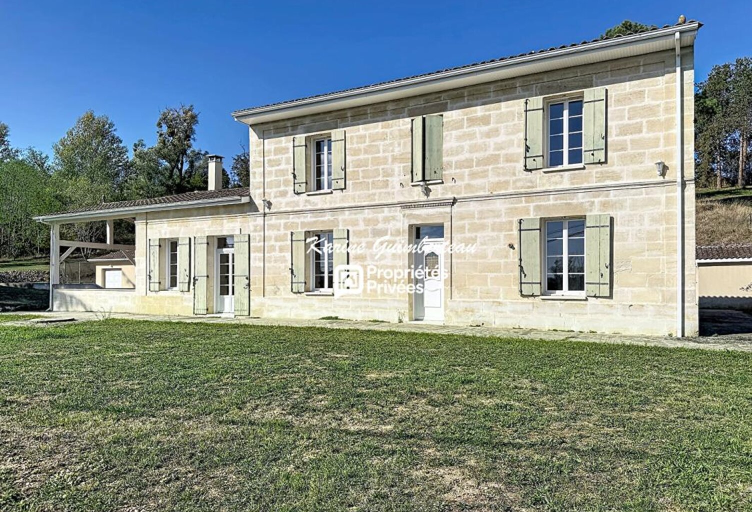 Demeure en pierre 225 m2 avec Vue dominante - garage - jardin — photo 1