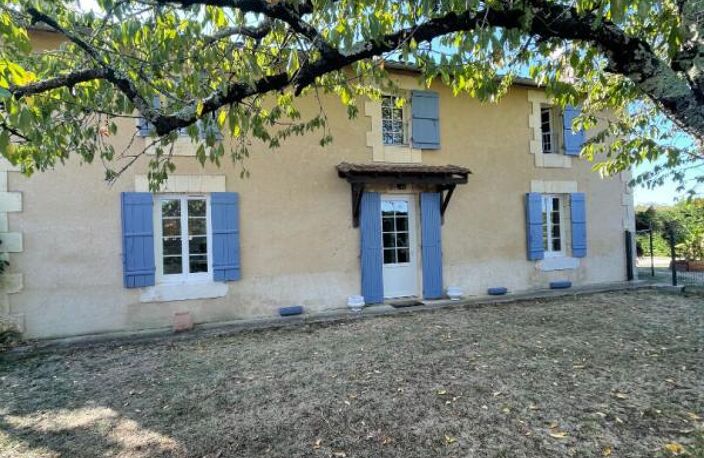 ensemble maison avec gîte et grange — photo 4