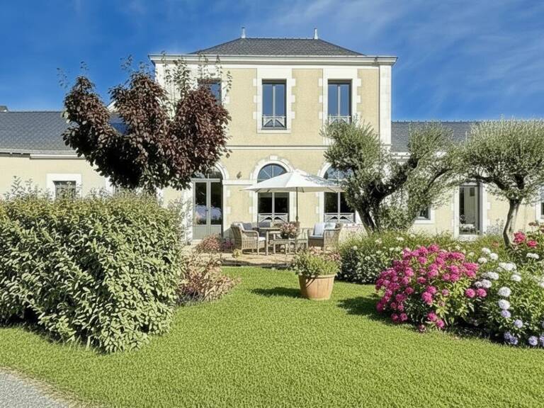 à vendre Maison 10 pièces 367 m² — photo 1