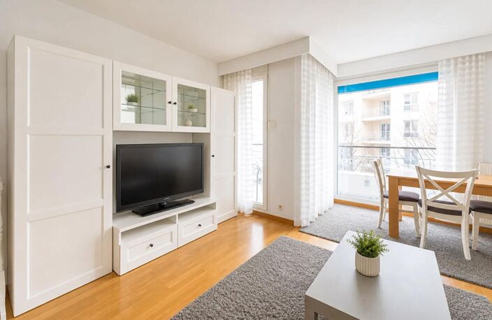 Appartement Courbevoie 2 pièce(s) 43.83 m2 — photo 4
