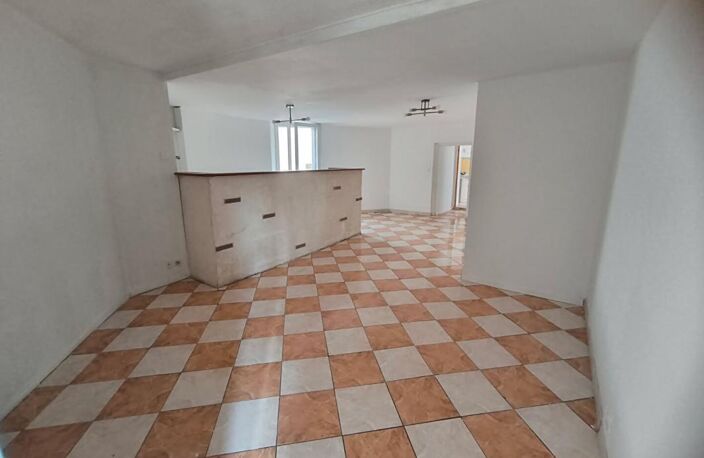 A SAISIR : Maison avec fort potentiel Tocane St Apre 104 m2 — photo 3