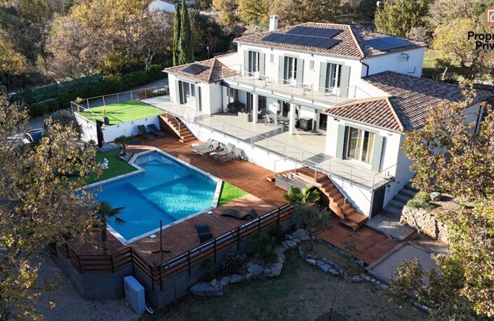 Villa 260 m² ? 4 suites ? Piscine & Jacuzzi ? Terrain 5 000 m² — photo 2