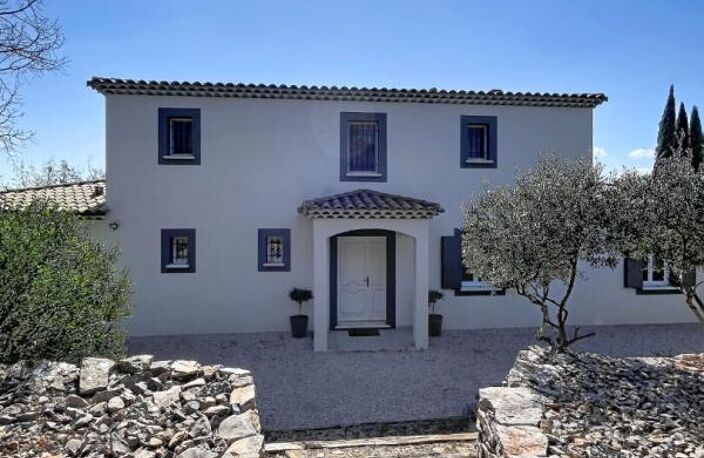 Villa 260 m² ? 4 suites ? Piscine & Jacuzzi ? Terrain 5 000 m² — photo 4