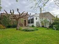 Belle Maison de village pierre à SAINT-Estèphe Médoc 6 pièce(s) 120 m2 — photo 2