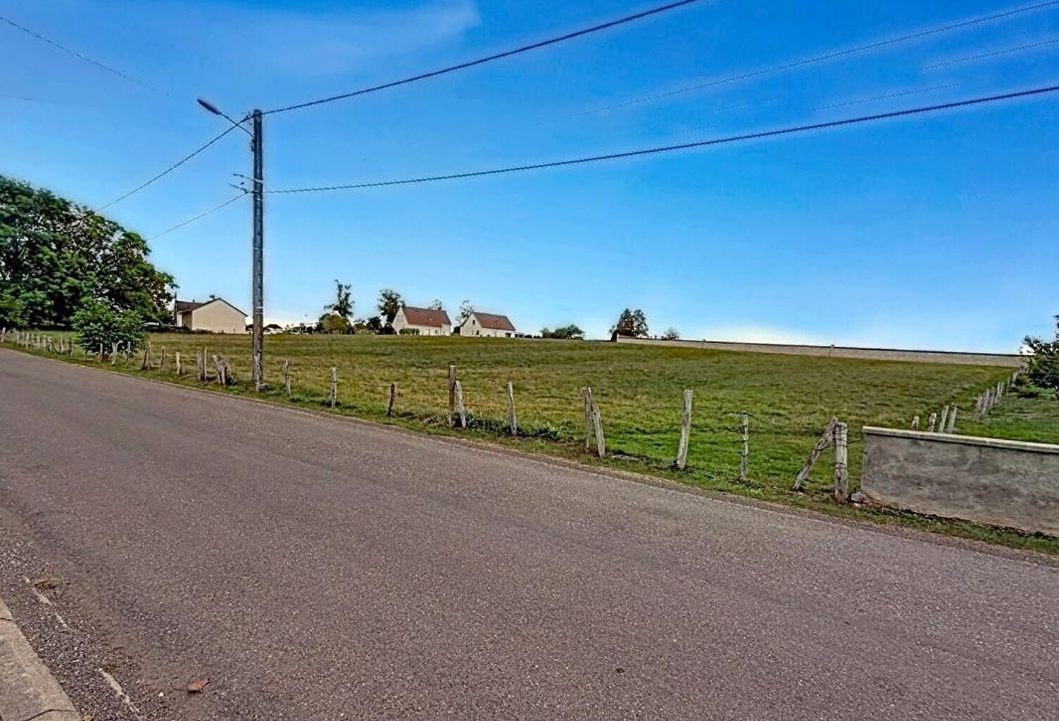 70130 - FRETIGNEY ET VELLOREILLE - Terrain 11010 m² - PROJET 4 MAISONS - Prix : 70000  honoraires charge vendeur — photo 1