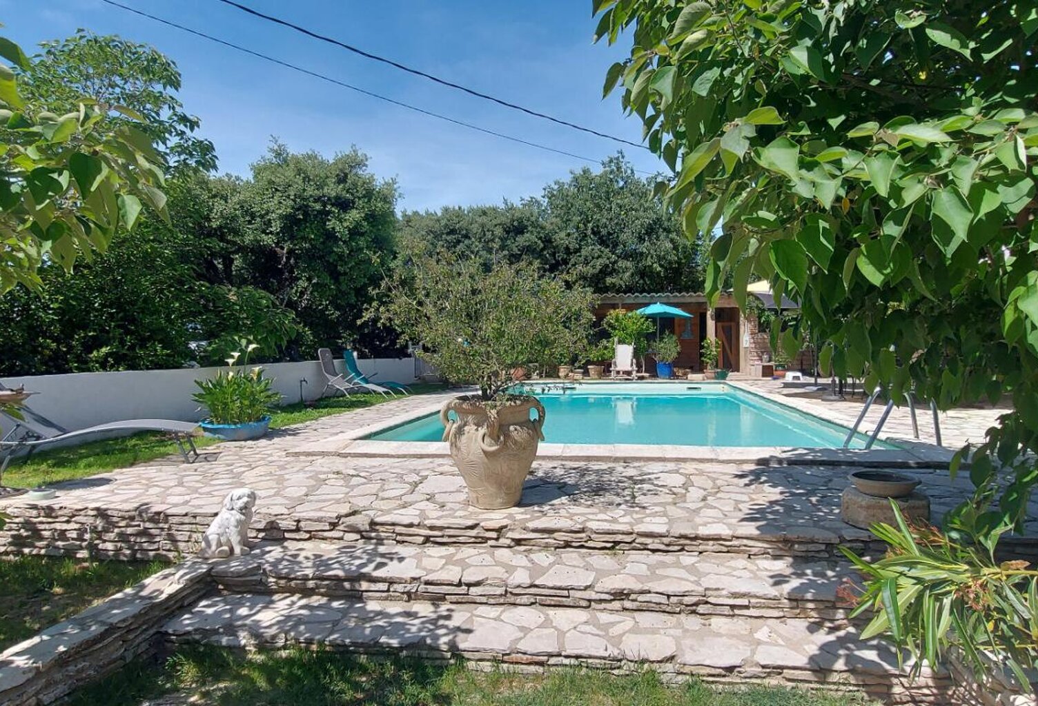 GARD. 30.NIMES. Quartier La Cigale. Belle maison de 119 m2 sur terrain arboré de 1250 m² avec piscine 10 X 6 ? Dépendance ? Capitelle — photo 1