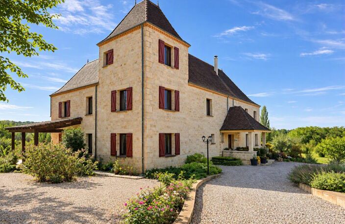 Payrac (46), Propriété d'exception,440m², 19 pièces, 10 chambres avec salle d'eau privative, gîte indépendant, piscine sur terrain de plus de 9000 m²... Élégance intemporelle & performance énergétique exceptionnelle — photo 2