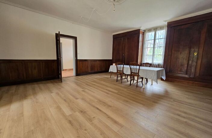 Maison bourgeoise centre ville avec annexes — photo 5