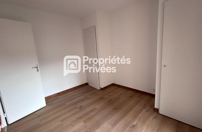 APPARTEMENT 2 PIÈCES 45 m²  CENTRE-VILLE  ST RAPHAEL - PARKING ? CAVE — photo 2