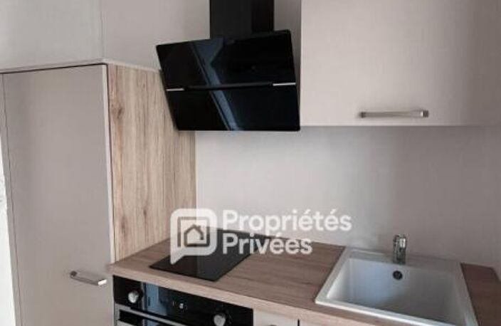 APPARTEMENT 2 PIÈCES 45 m²  CENTRE-VILLE  ST RAPHAEL - PARKING ? CAVE — photo 3