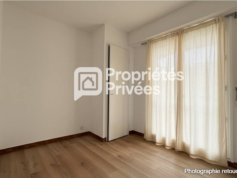 APPARTEMENT 2 PIÈCES 45 m²  CENTRE-VILLE  ST RAPHAEL - PARKING - CAVE — photo 1
