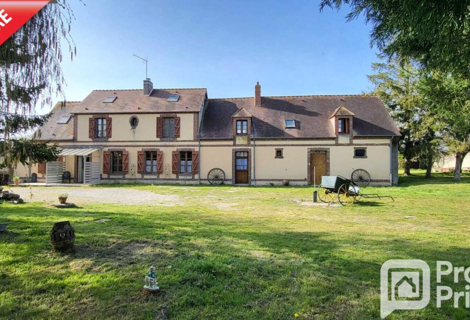 Corps de ferme avec prairies et annexes — photo 1