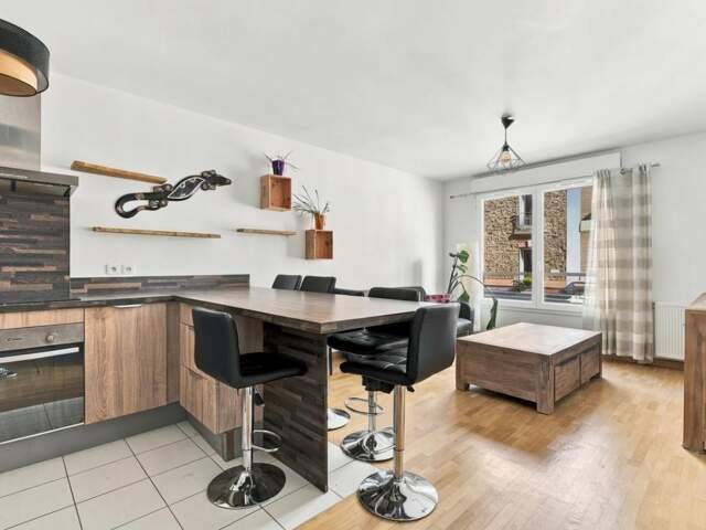 PANTIN  : À DEUX PAS DU MÉTRO HOCHE / BEL APPARTEMENT 3 PIÈCES DE 54 M² — photo du bien