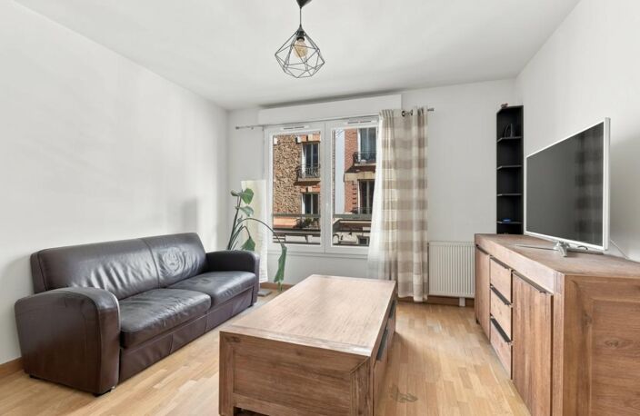 PANTIN  : À DEUX PAS DU MÉTRO HOCHE / BEL APPARTEMENT 3 PIÈCES DE 54 M² — photo 2