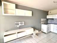 BANDOL - PROXIMITE CENTRE VILLE ET COMMERCES - STUDIO 24 M² - PARKING PRIVATIF — photo 4