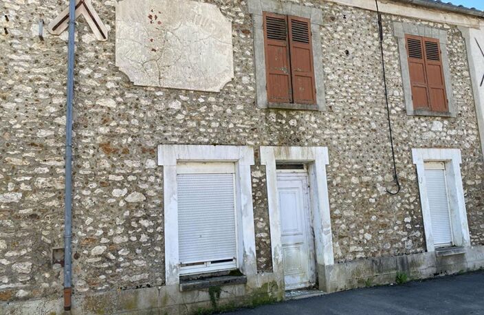 Bâtisse/Maison de village en pierre — photo 4