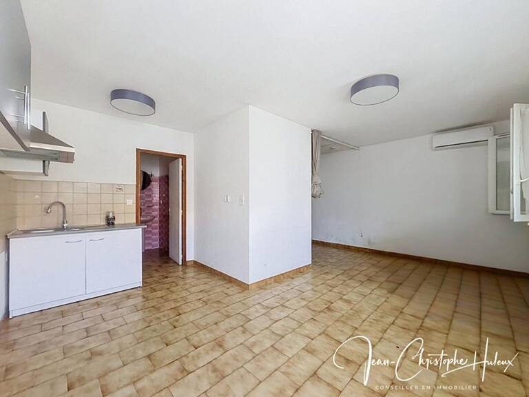 NÎMES RICHELIEU Studio 38 m2 + 15 m2 de combles aménageables — photo 1