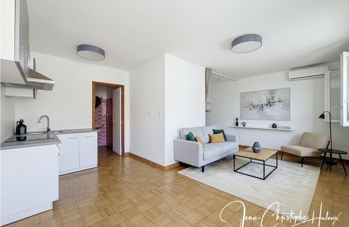 NÎMES RICHELIEU Studio 38 m2 + 15 m2 de combles aménageables — photo 5