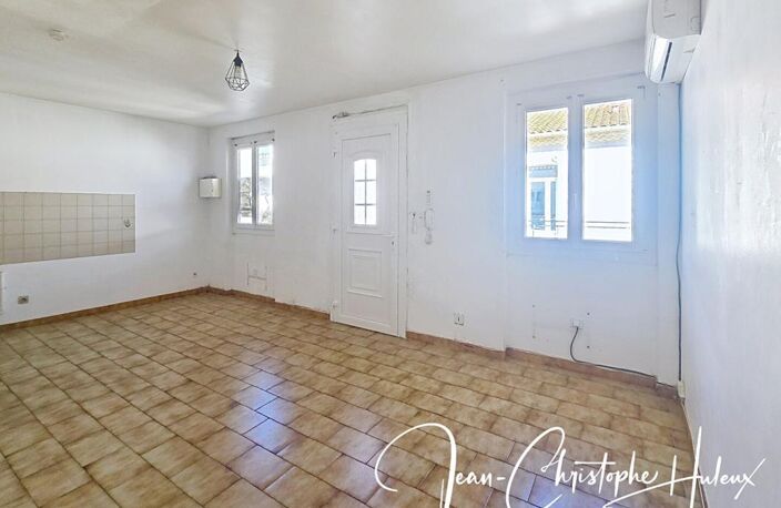 30000  NIMES - studio 37 m2 + 17 m2 aménagement combles possible — photo 2