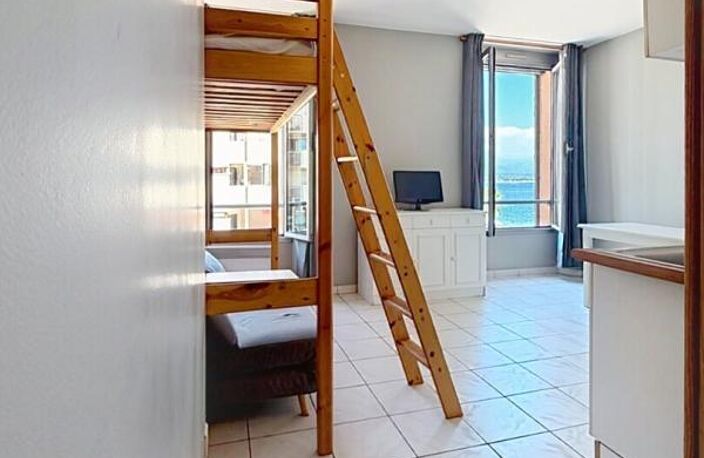 Théoule sur Mer, Studio 22m²  vue mer,  Port et plages à pied — photo 2