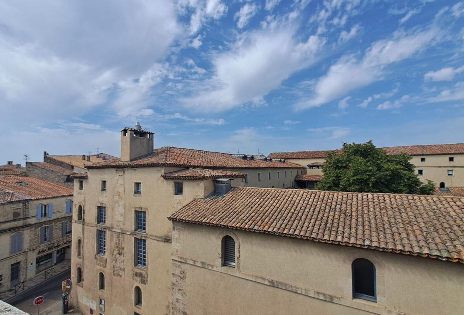 Maison Arles 9 pièces  264 m2 — photo 1