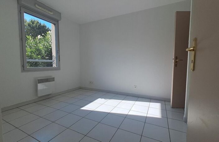Appartement Arles 2 pieces 38 m2 Quartier Semestre — photo 4
