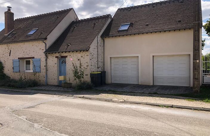 Charmante briarde rénovée -175 m² habitables - 4 chambres -Terrain de 871 m² — photo 2