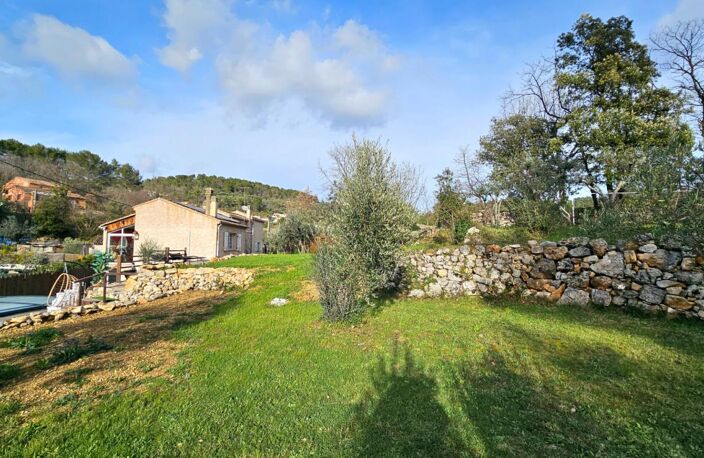 Maison unifamilialle ou deux logements, terrain 1900 m2 , piscine — photo 3