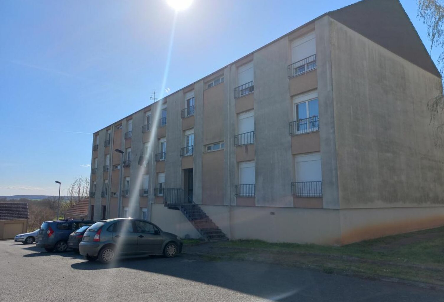Leasing Appartement 3  pièces 66 m² Cluis — photo 1