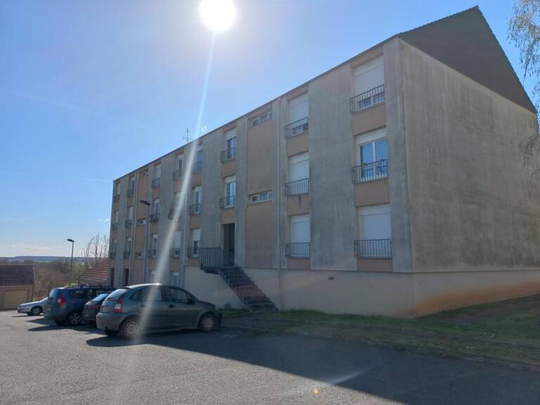 Leasing Appartement 3  pièces 66 m² Cluis — photo 1