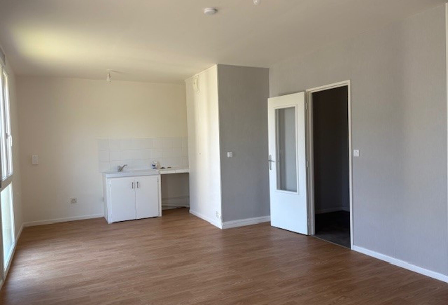Leasing Appartement 2  pièces 50 m² La Châtre — photo 1