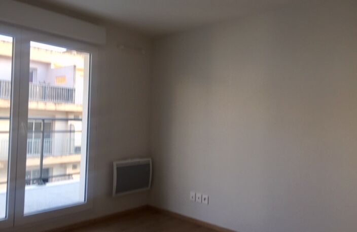 Location appartement 2 pièces 46 m² à Antibes (06600) — photo 2