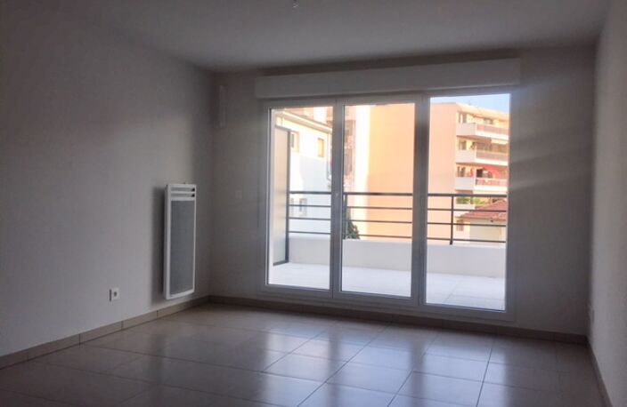 Location appartement 2 pièces 46 m² à Antibes (06600) — photo 5
