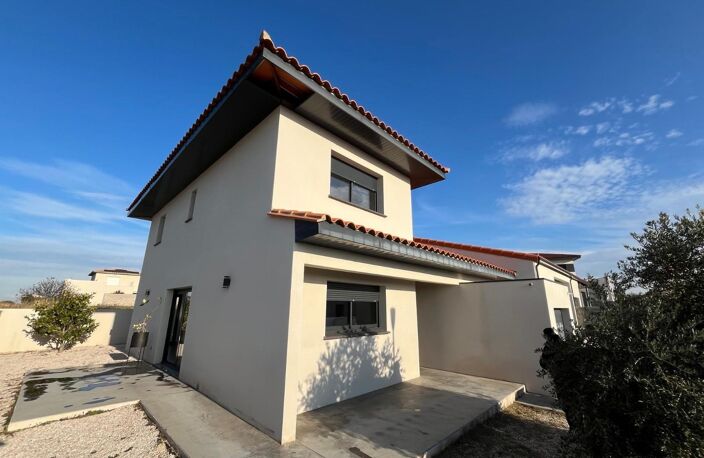 Location maison 4 pièces 117 m² à Ponteilla (66300) — photo 2