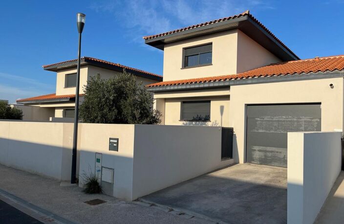 Location maison 4 pièces 117 m² à Ponteilla (66300) — photo 3