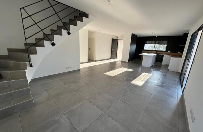 Location maison 4 pièces 117 m² à Ponteilla (66300) — photo 5