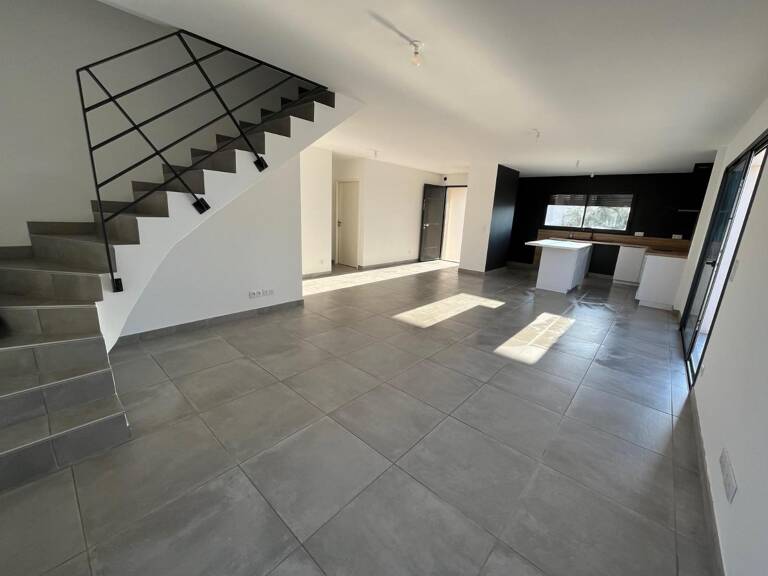 Maison 4 pièces 117 m² — photo 1