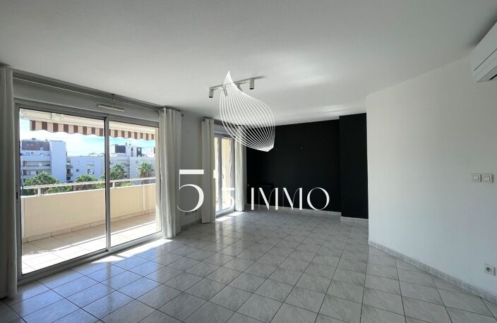 3 PIECES / PORT MARIANNE — photo 2