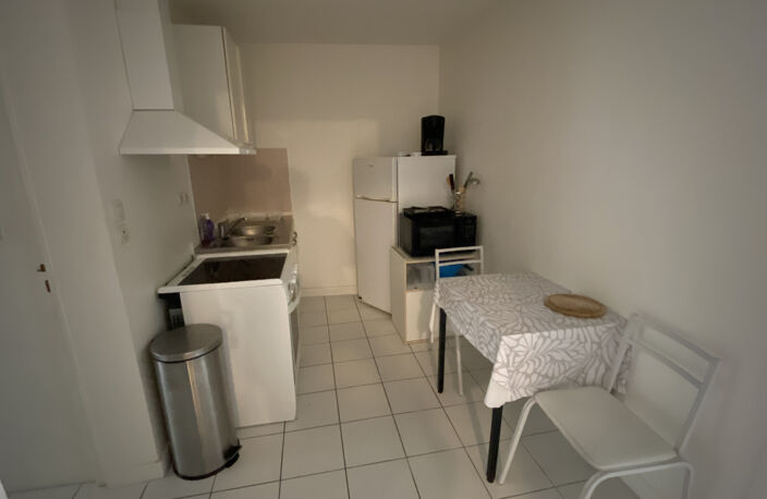 À VENDRE   APPARTEMENT 2 PIÈCES AVEC PARKING   ANGERS — photo 2