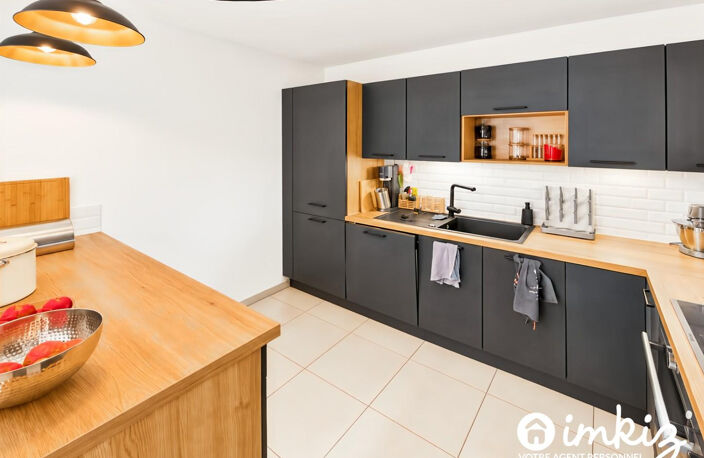 T4 récent de 75 m² avec jardin, terrasse et garage — photo 4