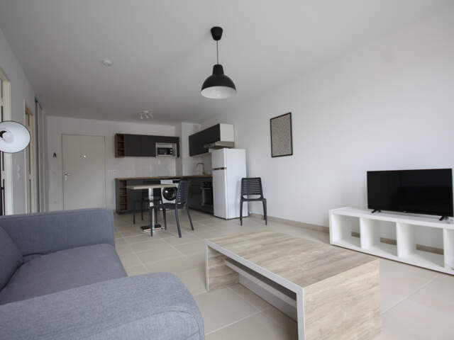 Lumineux appartement de type 2 dans un immeuble neuf — photo du bien