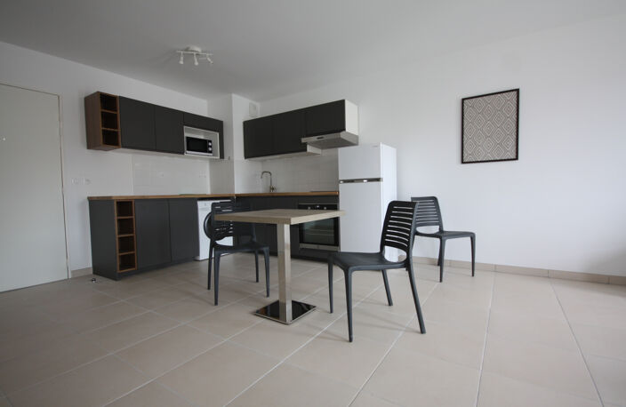 Lumineux appartement de type 2 dans un immeuble neuf — photo 2