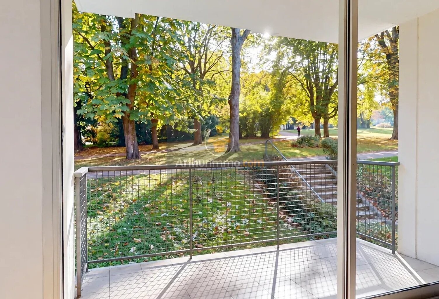 A vendre appartement 4 pièces 2 chambres à Marly-le-Roi, Balcon, cave — photo 1